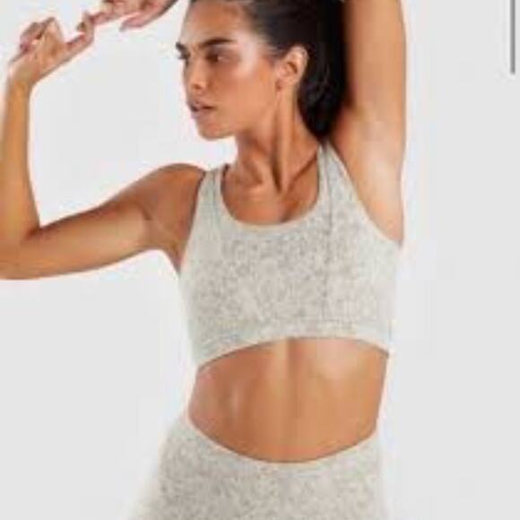 Gymshark Fleur Textured Olive Green Sports Bra Size Small - Picture 2 of 7